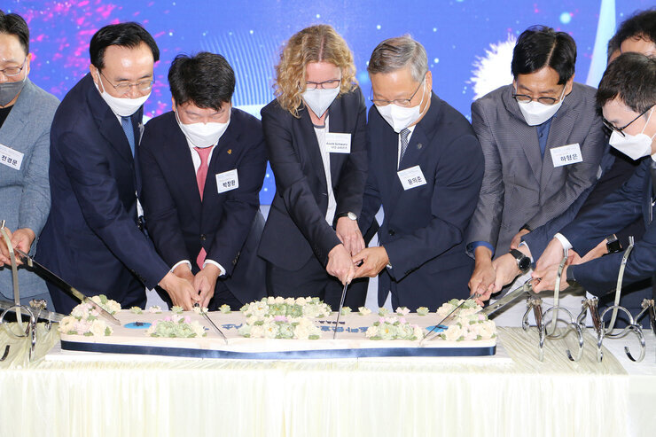 켄택 - 프라운호퍼 연구소 개소식