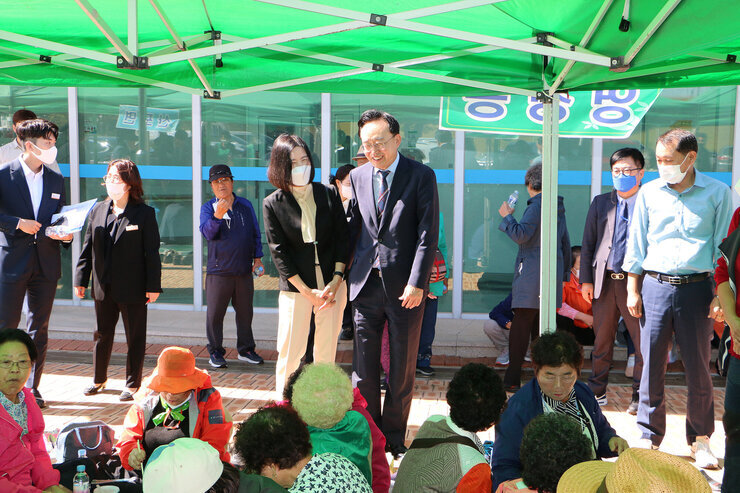 제26회 노인의 날 기념 어르신 한마당 행사