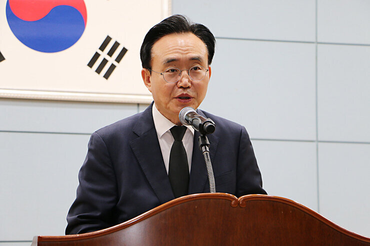 제43주년 나주시 5.18 민중항쟁 기념식 나주시장의 추모사 모습 근접촬영