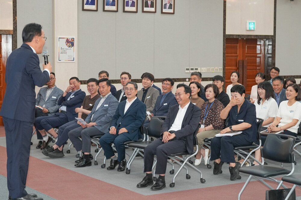 “더 큰 나주, 더 큰 호남”…나주시 공직자 특별강연