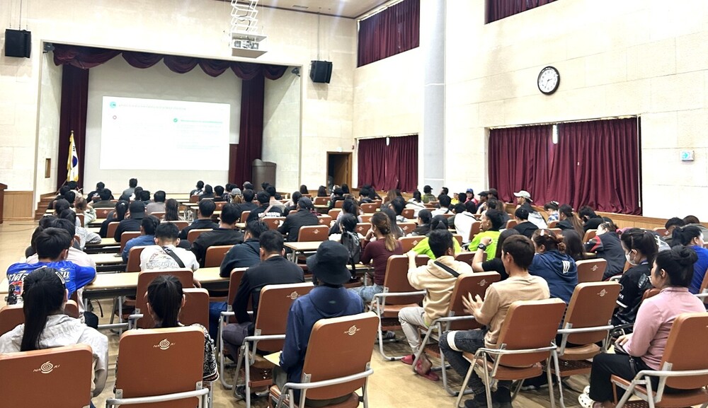 나주시, 외국인 계절근로자 조기 적응 교육…‘원스톱 행정 지원’ 