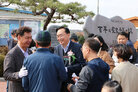봉황면민의 날 및 봉황초교 100주년 기념비 제막식