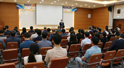 멀리서 바라본 시민보고회 현장 모습