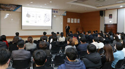 제5회 더 큰 나주 아카데미 나주시장 인사말 전면