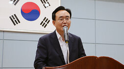 대중교통 보조금 및 노선개편 시민설명회 나주시장의 인사말 모습 근접촬영