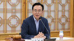 나주시 시민권익위원회 출범식 나주시장의 인사말 모습 근접촬영