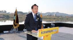 제12회 농업인 학습단체 한마음대회 나주시장의 축사모습 근접촬영
