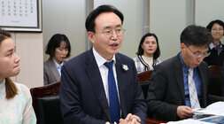 베트남 외교부차관과의 간담회 나주시장의 인사말 모습 근접촬영