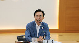 이, 통장연합회 나주시지회 월례회의 나주시장의 인사말 모습 근접촬영